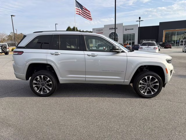 2023 Silver Zynith Jeep Grand Cherokee 4xe Overland 4X4 SUV