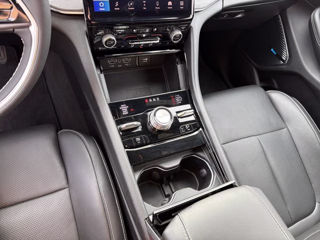 2023 Silver Zynith Jeep Grand Cherokee 4xe Overland 4X4 SUV