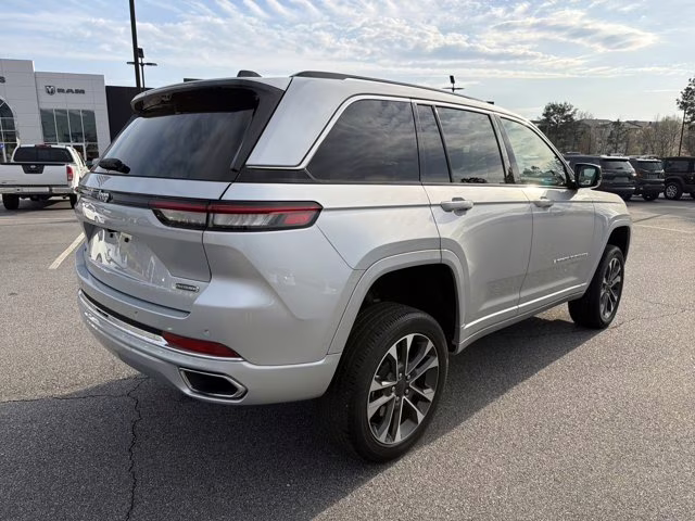 2023 Silver Zynith Jeep Grand Cherokee 4xe Overland 4X4 SUV