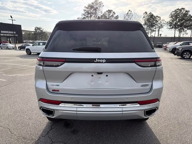 2023 Silver Zynith Jeep Grand Cherokee 4xe Overland 4X4 SUV