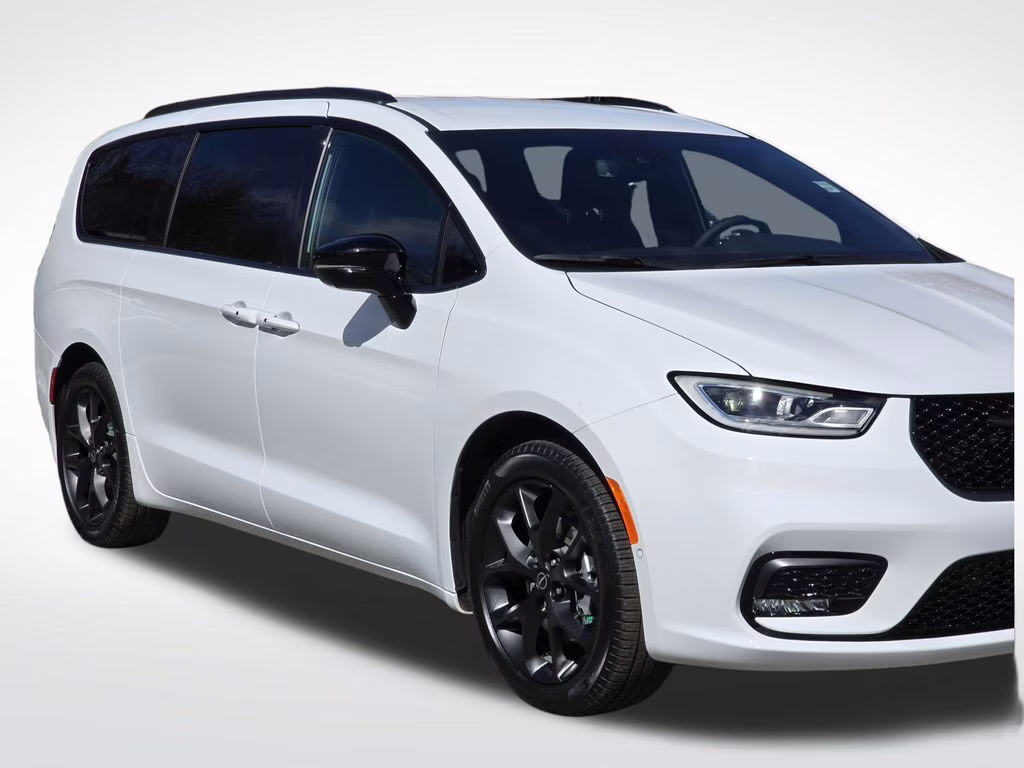 2026 Bright White Clearcoat Chrysler Pacifica Select FWD Van