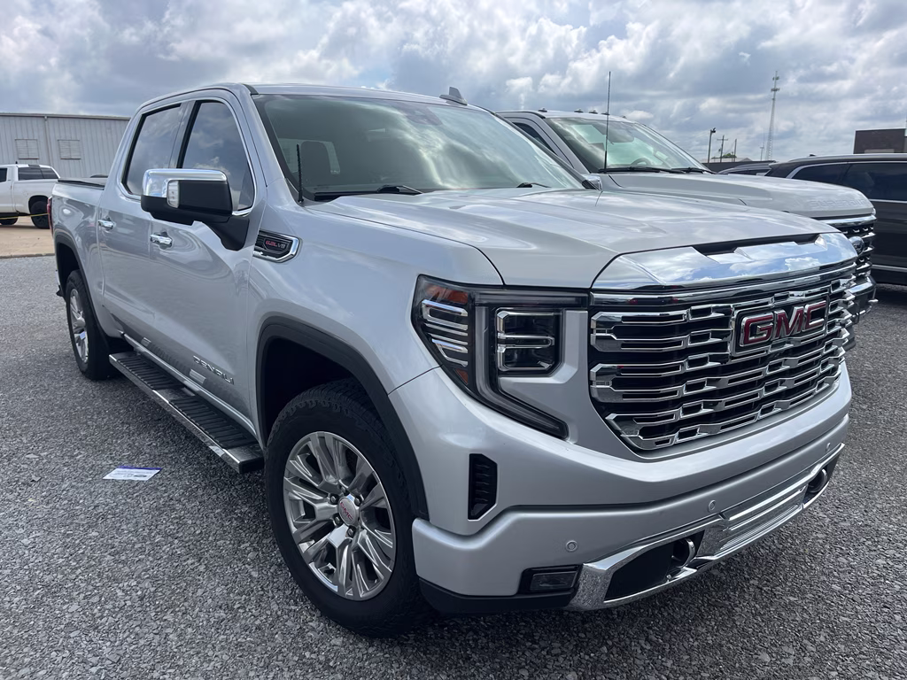 2022 Quicksilver Metallic GMC Sierra Denali 4X4 Truck