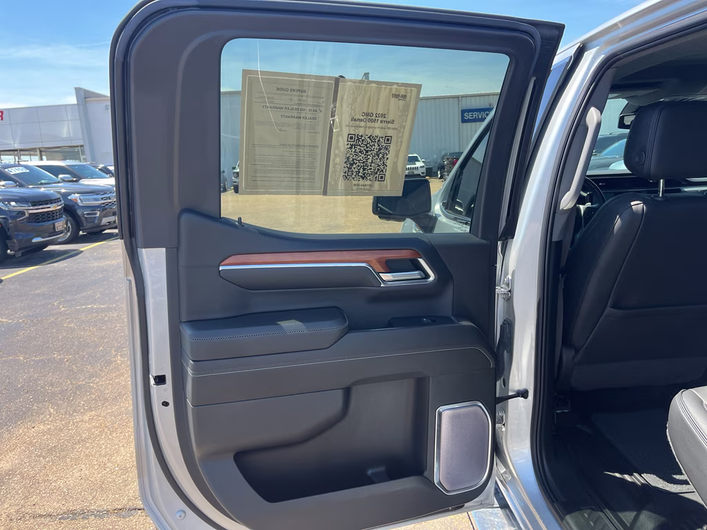 2022 Quicksilver Metallic GMC Sierra Denali 4X4 Truck
