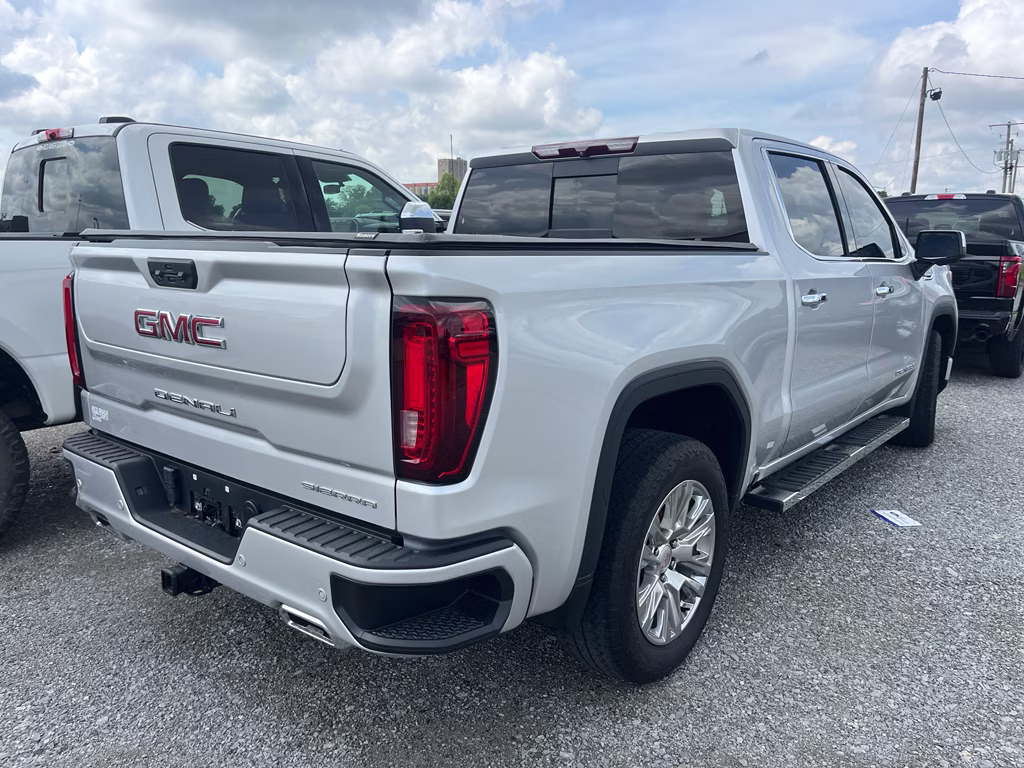 2022 Quicksilver Metallic GMC Sierra Denali 4X4 Truck