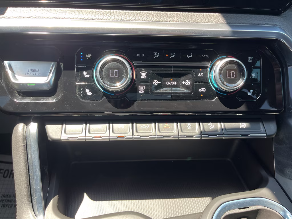 2022 Quicksilver Metallic GMC Sierra Denali 4X4 Truck