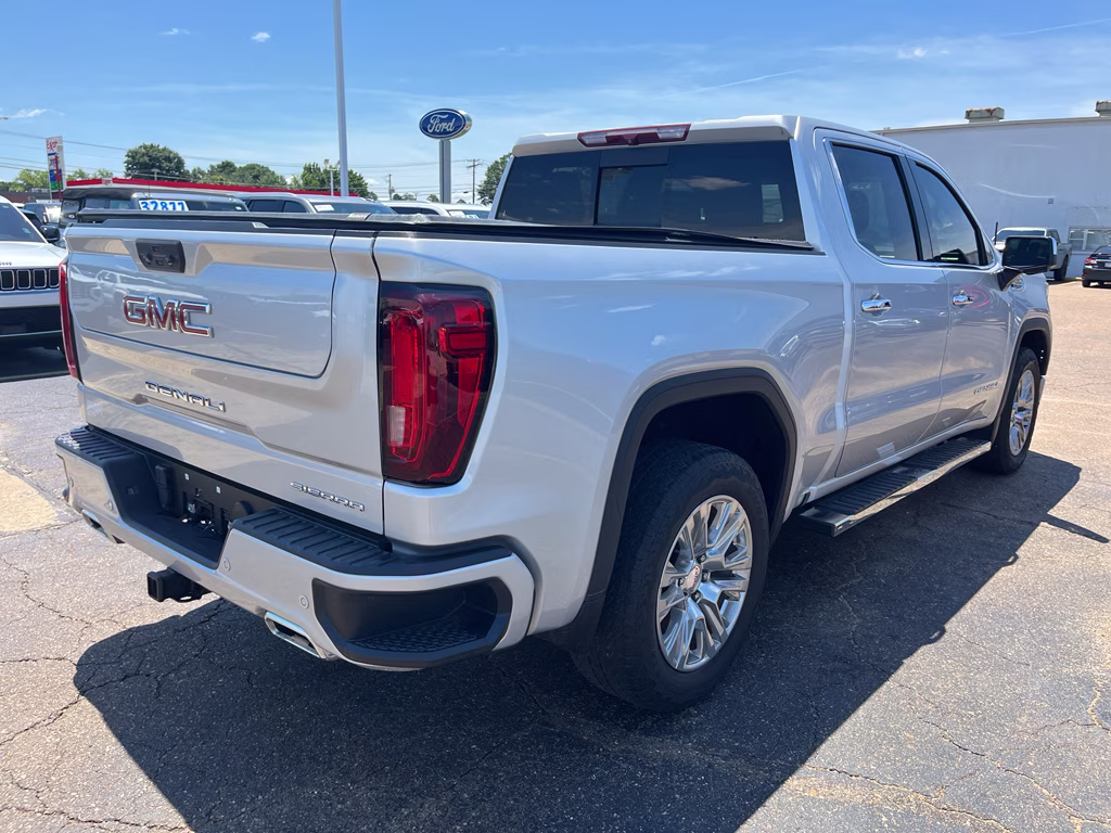 2022 Quicksilver Metallic GMC Sierra Denali 4X4 Truck