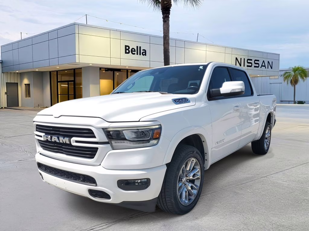 2022 Bright White Clearcoat Ram 1500 Laramie 4X4 Truck