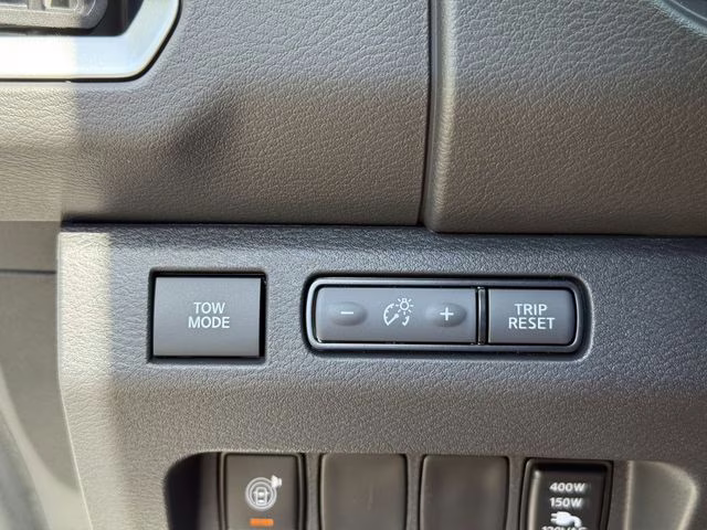 2025 Glacier White Nissan Frontier SV RWD Truck