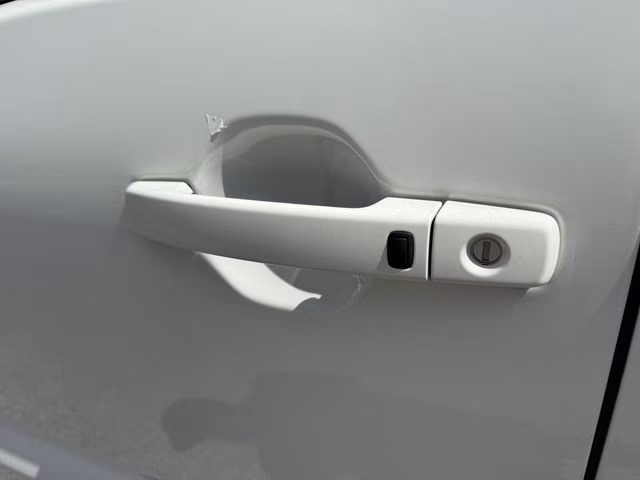 2025 Glacier White Nissan Frontier SV RWD Truck