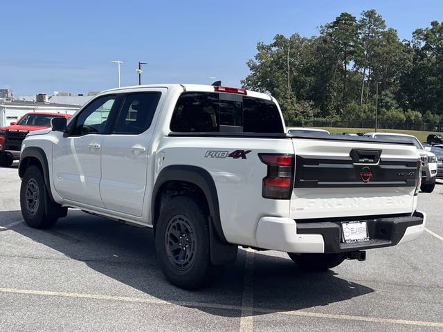 2026 Glacier White Nissan Frontier PRO-4X 4X4 Truck
