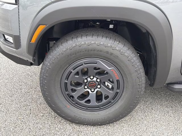 2026 Gun Metallic Nissan Frontier PRO-4X 4X4 Truck