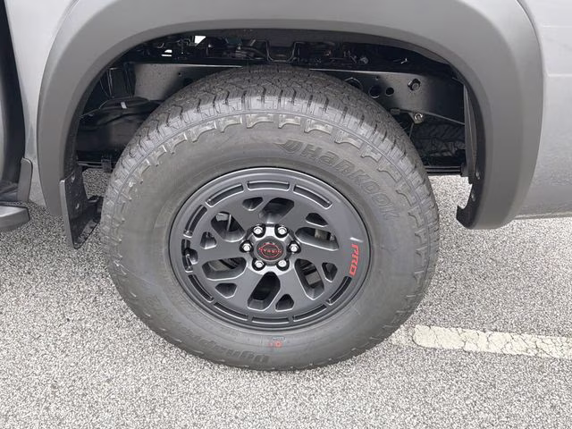 2026 Gun Metallic Nissan Frontier PRO-4X 4X4 Truck