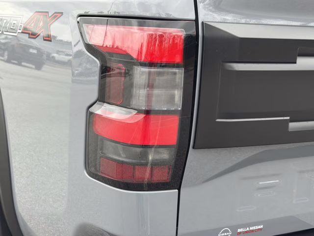 2026 Boulder Gray Pearl Nissan Frontier PRO-4X 4X4 Truck