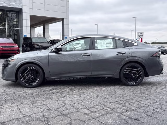 2026 Gun Metallic Nissan Sentra SR FWD Sedan