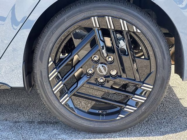 2026 Atlantic Gray Metallic Nissan Sentra SR FWD Sedan