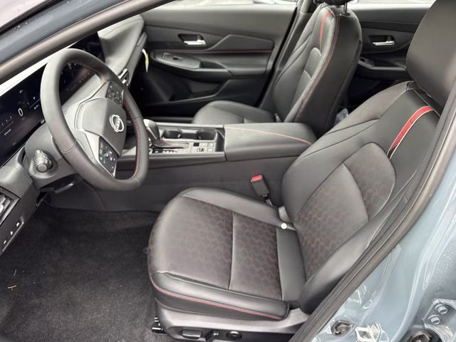 2026 Atlantic Gray/Super Black Nissan Sentra SR FWD Sedan