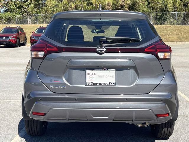 2025 Gun Metallic Nissan Kicks Play S FWD SUV