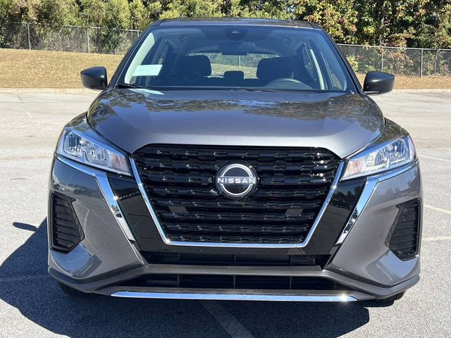 2025 Gun Metallic Nissan Kicks Play S FWD SUV
