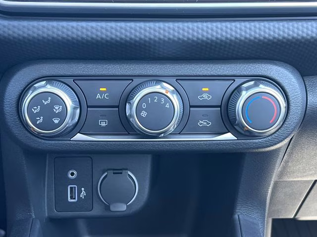 2025 Gun Metallic Nissan Kicks Play S FWD SUV