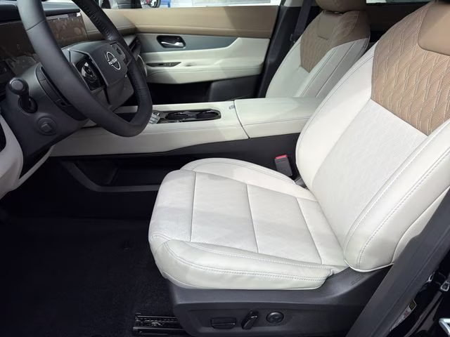 2026 Super Black Nissan Murano Platinum AWD SUV