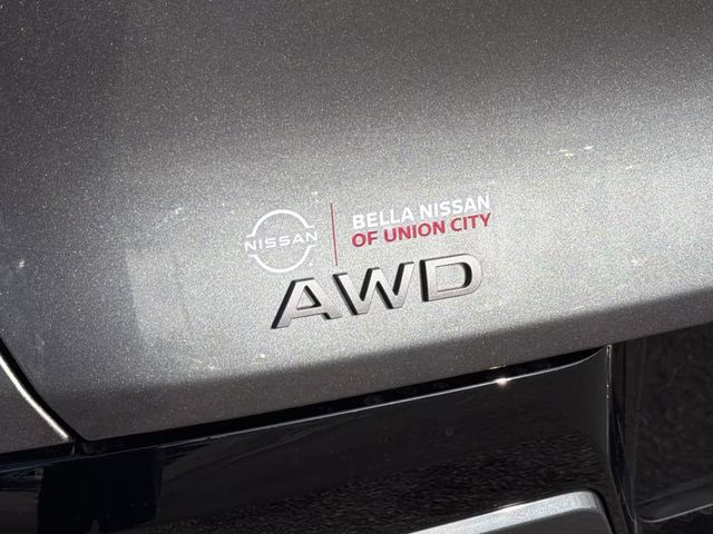 2026 Gun Metallic Nissan Murano Platinum AWD SUV