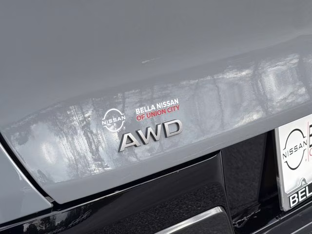 2026 Boulder Gray/Super Black Nissan Murano Platinum AWD SUV