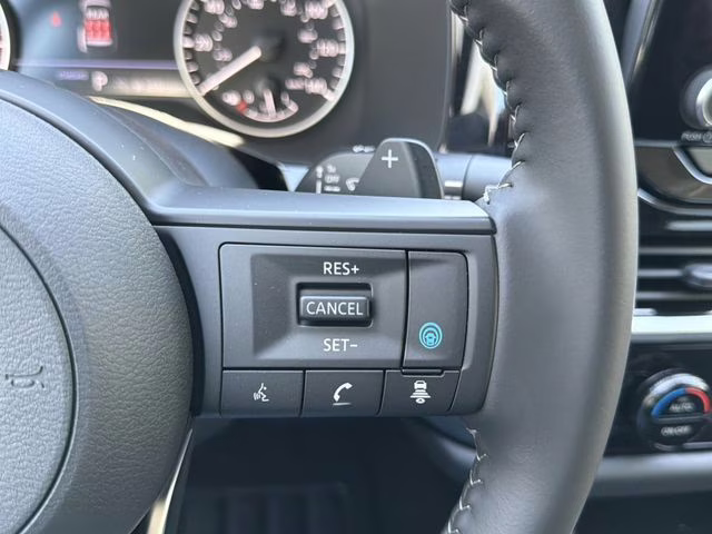2025 Everest White Pearl Tricoat Nissan Pathfinder SV FWD SUV