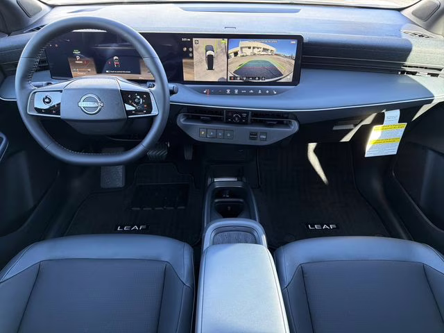 2026 Everest White Pearl Tricoat Nissan LEAF SV+ FWD SUV