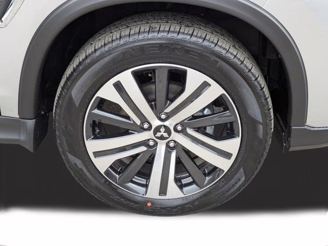 2026 Alloy Silver Metallic Mitsubishi Outlander Sport 2.0 SE 4X4 SUV