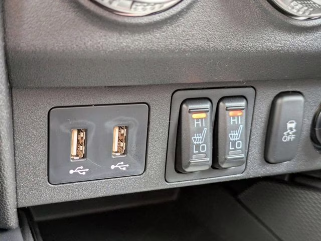 2026 Alloy Silver Metallic Mitsubishi Outlander Sport 2.0 SE 4X4 SUV