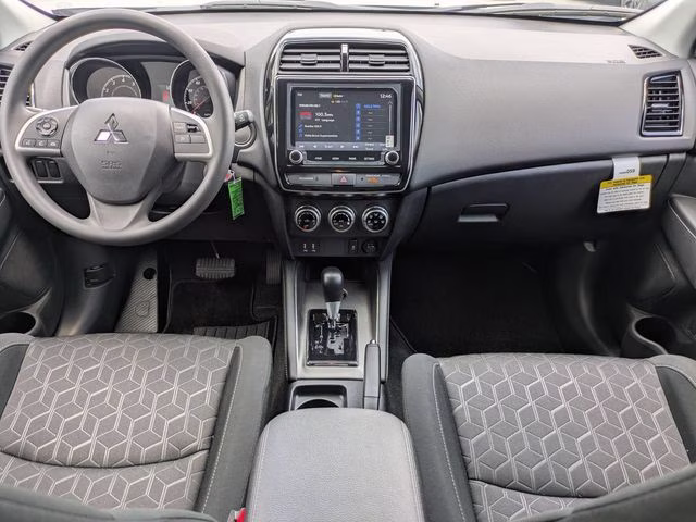 2026 Alloy Silver Metallic Mitsubishi Outlander Sport 2.0 ES 4X4 SUV