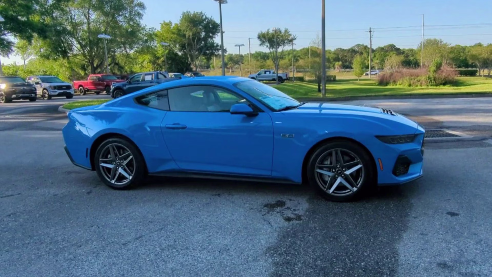 2026 Grabber Blue Metallic Ford Mustang GT RWD Coupe