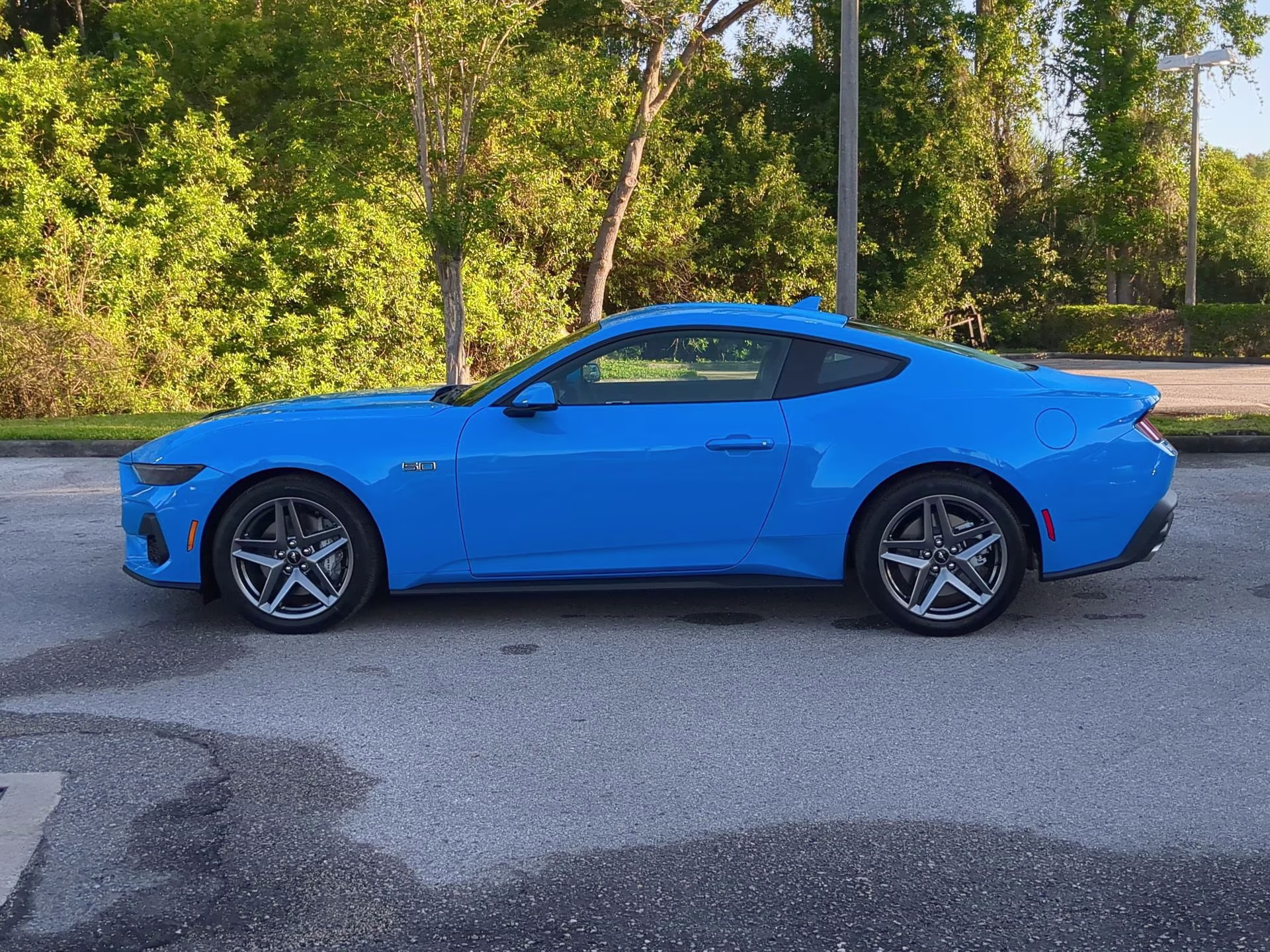 2026 Grabber Blue Metallic Ford Mustang GT RWD Coupe