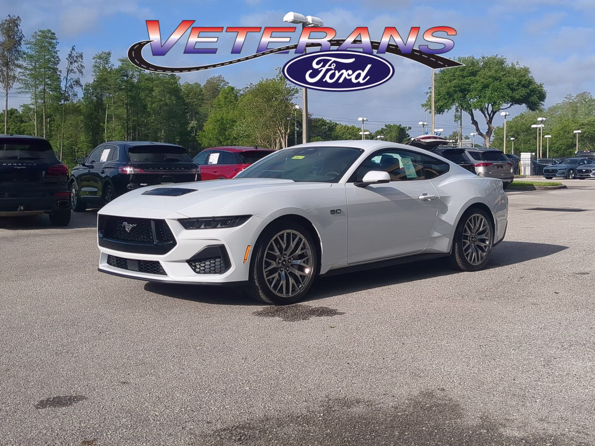 2026 Oxford White Ford Mustang GT RWD Coupe