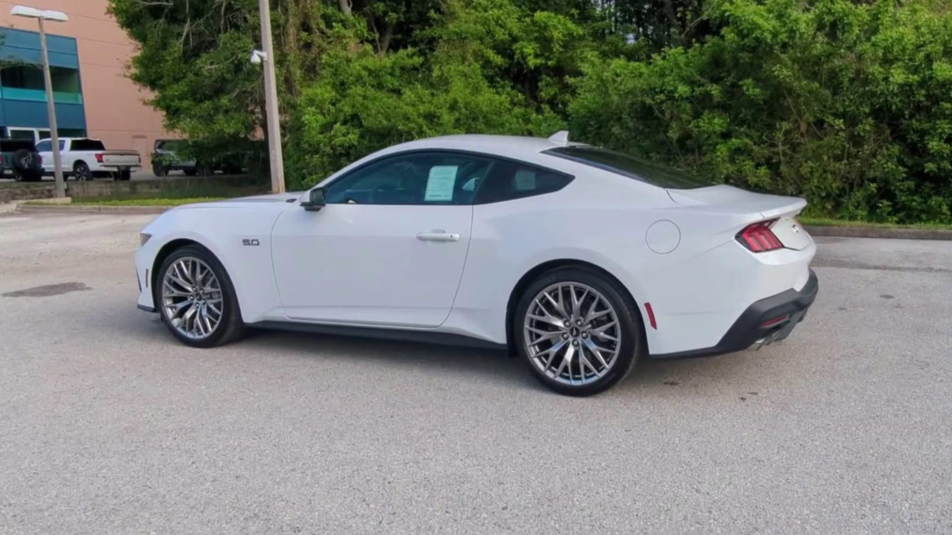 2026 Oxford White Ford Mustang GT RWD Coupe
