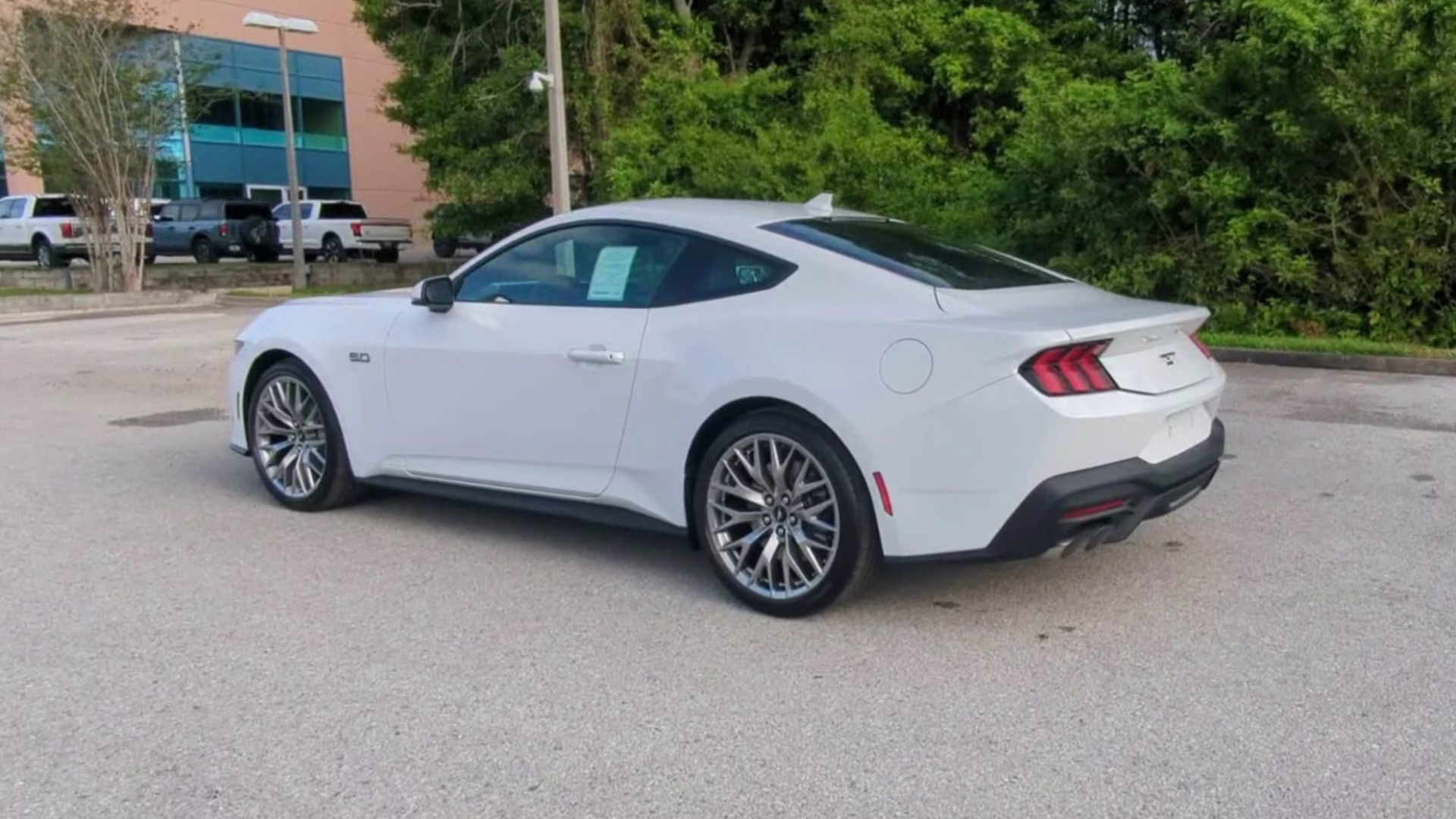 2026 Oxford White Ford Mustang GT RWD Coupe