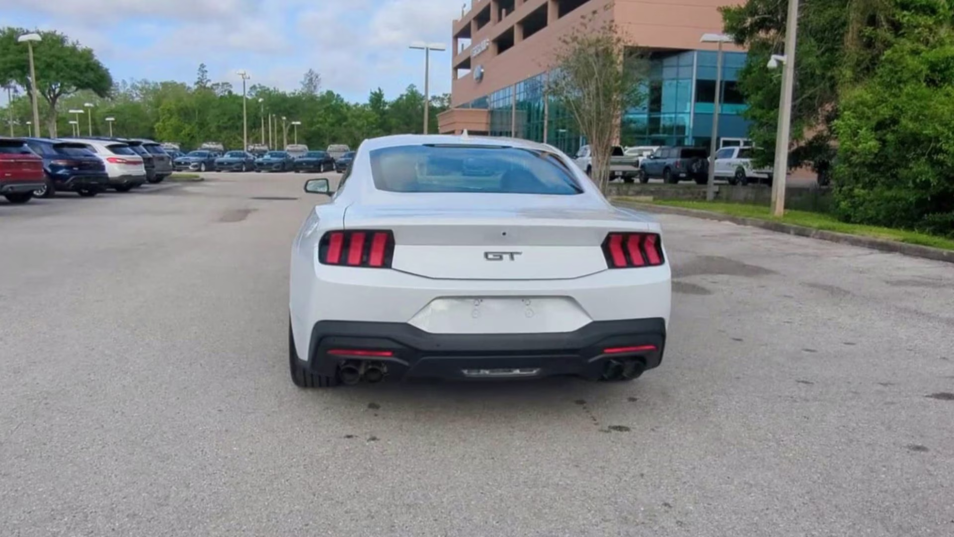 2026 Oxford White Ford Mustang GT RWD Coupe
