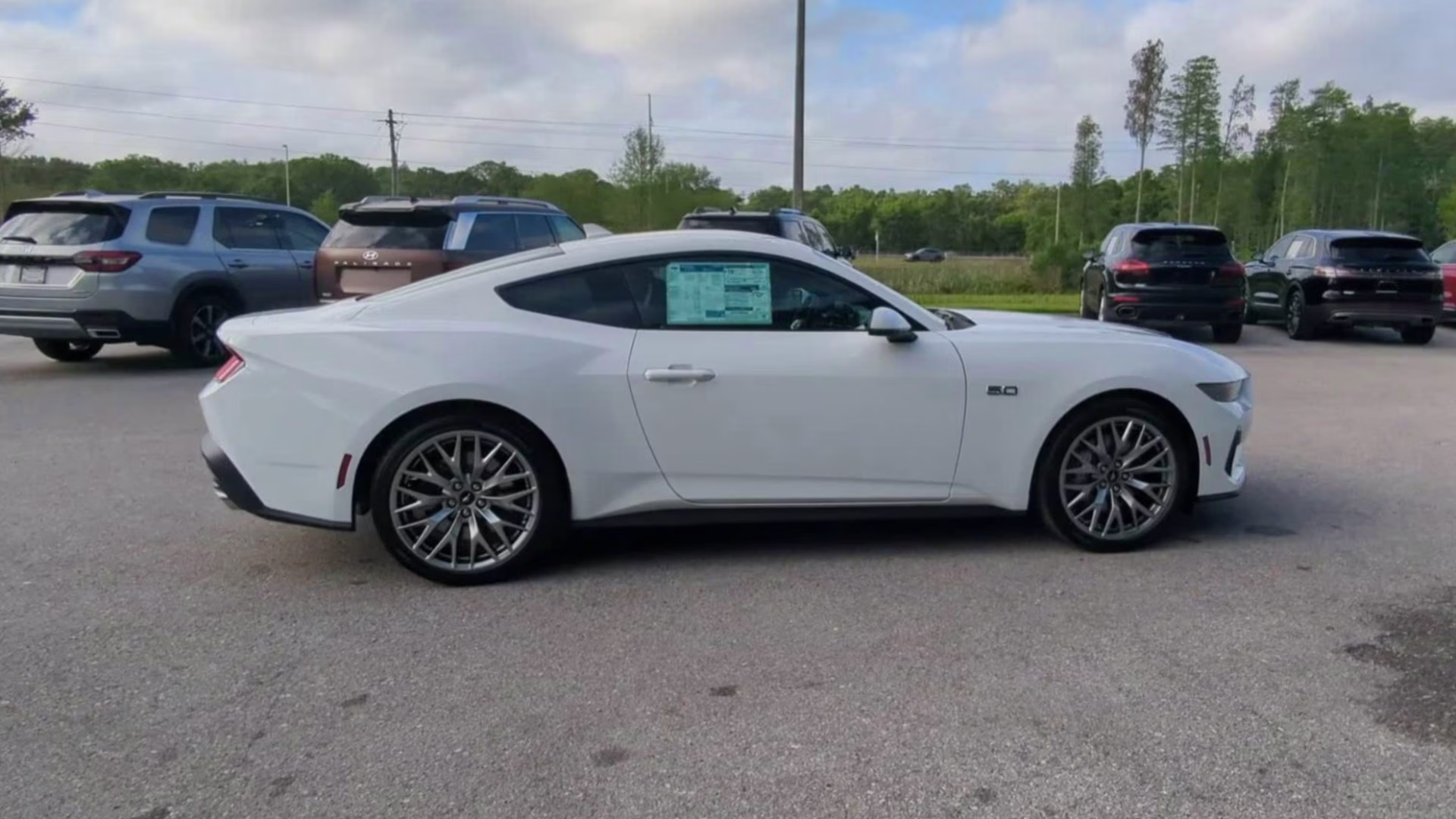 2026 Oxford White Ford Mustang GT RWD Coupe