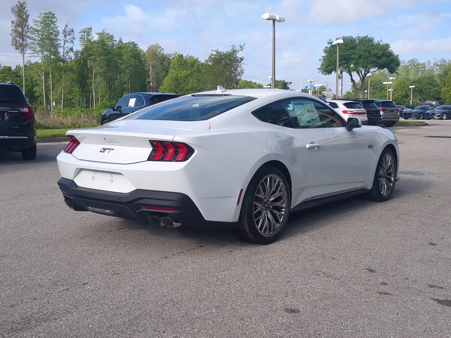 2026 Oxford White Ford Mustang GT RWD Coupe
