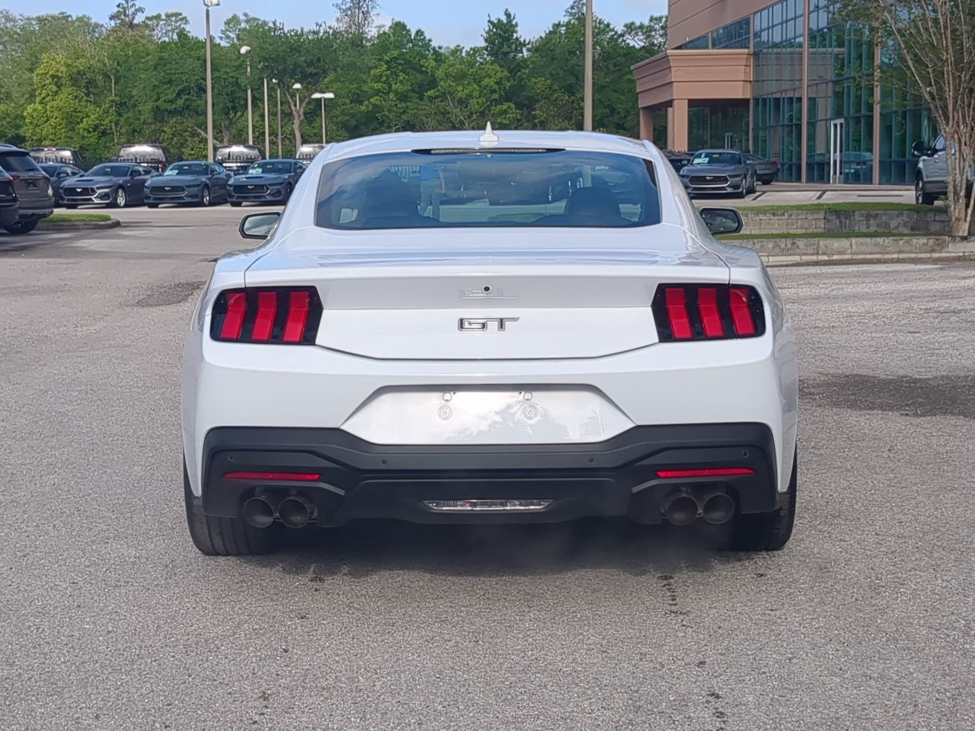 2026 Oxford White Ford Mustang GT RWD Coupe