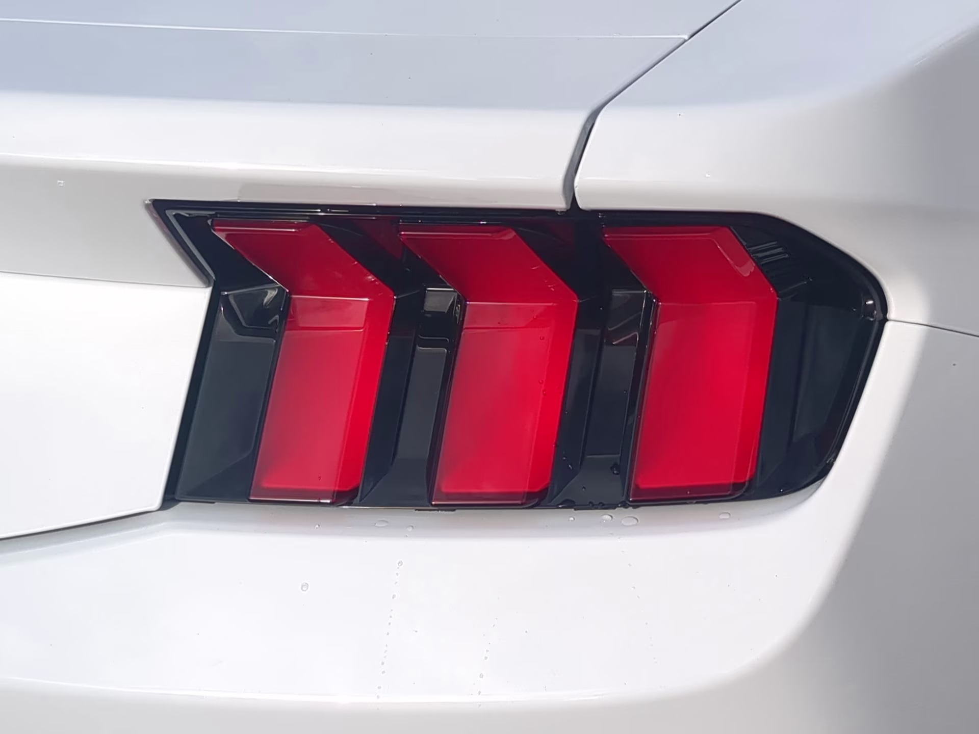 2026 Oxford White Ford Mustang GT RWD Coupe