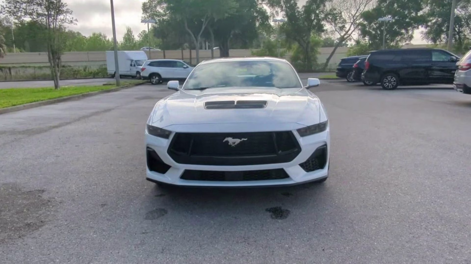 2026 Oxford White Ford Mustang GT RWD Coupe