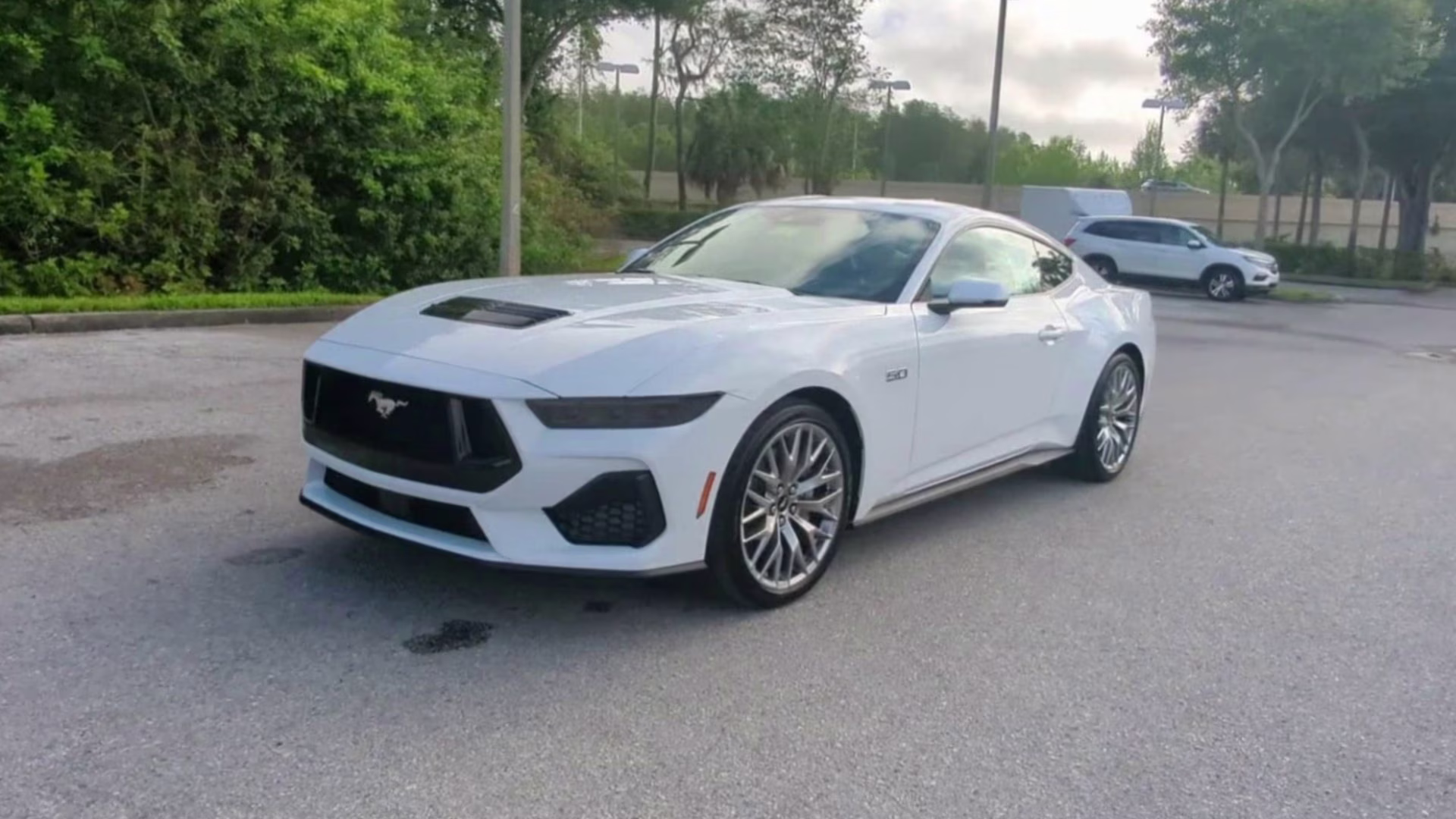 2026 Oxford White Ford Mustang GT RWD Coupe