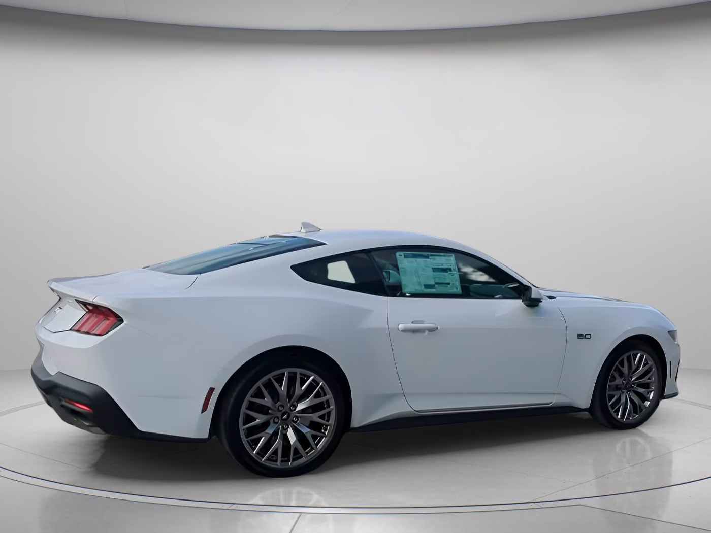 2026 Oxford White Ford Mustang GT RWD Coupe