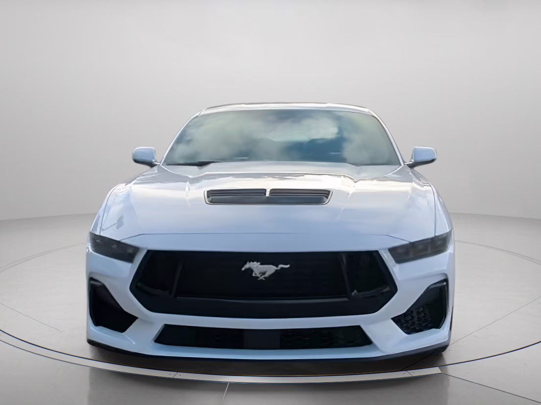 2026 Oxford White Ford Mustang GT RWD Coupe