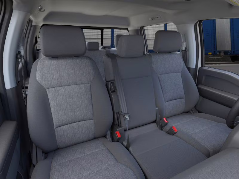 2026 Oxford White Ford Super Duty F-250 SRW XL Crew Cab Pickup 4X4 Truck