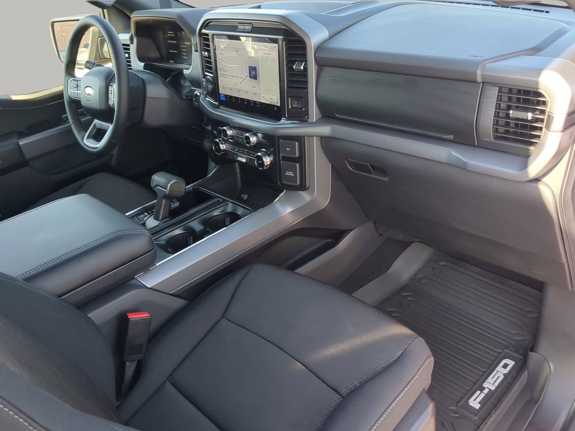 2026 Ruby Red Metallic Tinted Clearcoat Ford F-150 XLT Crew Cab Pickup 4X4 Truck