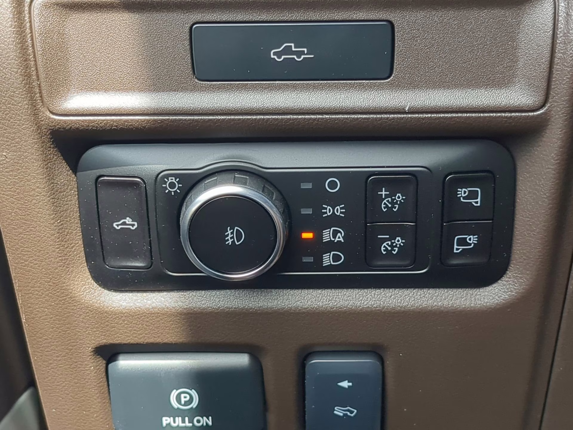 2026 Star White Metallic Tri-Coat Ford F-150 King Ranch Crew Cab Pickup 4X4 Truck