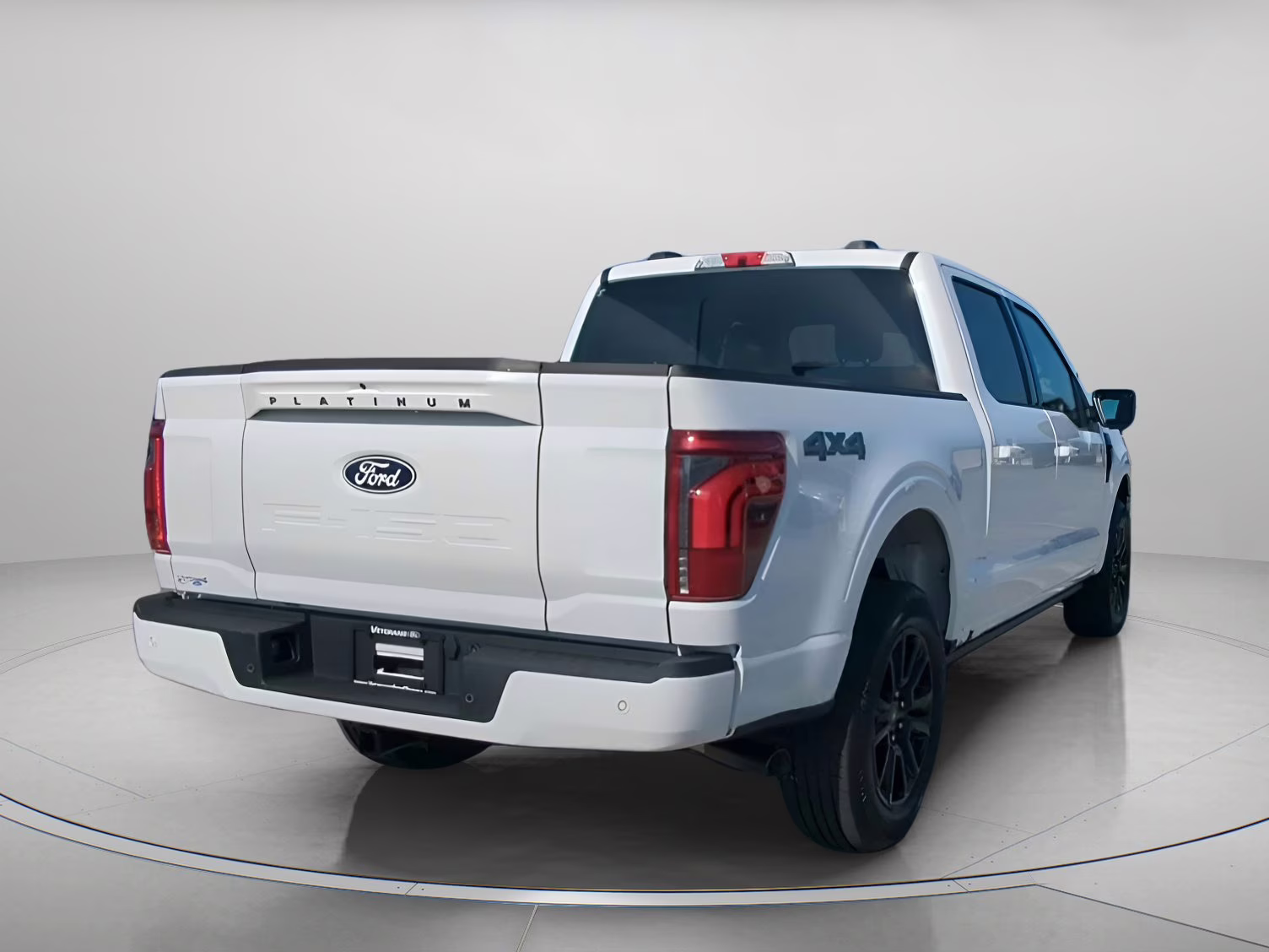 2026 Star White Metallic Tri-Coat Ford F-150 Platinum Crew Cab Pickup 4X4 Truck