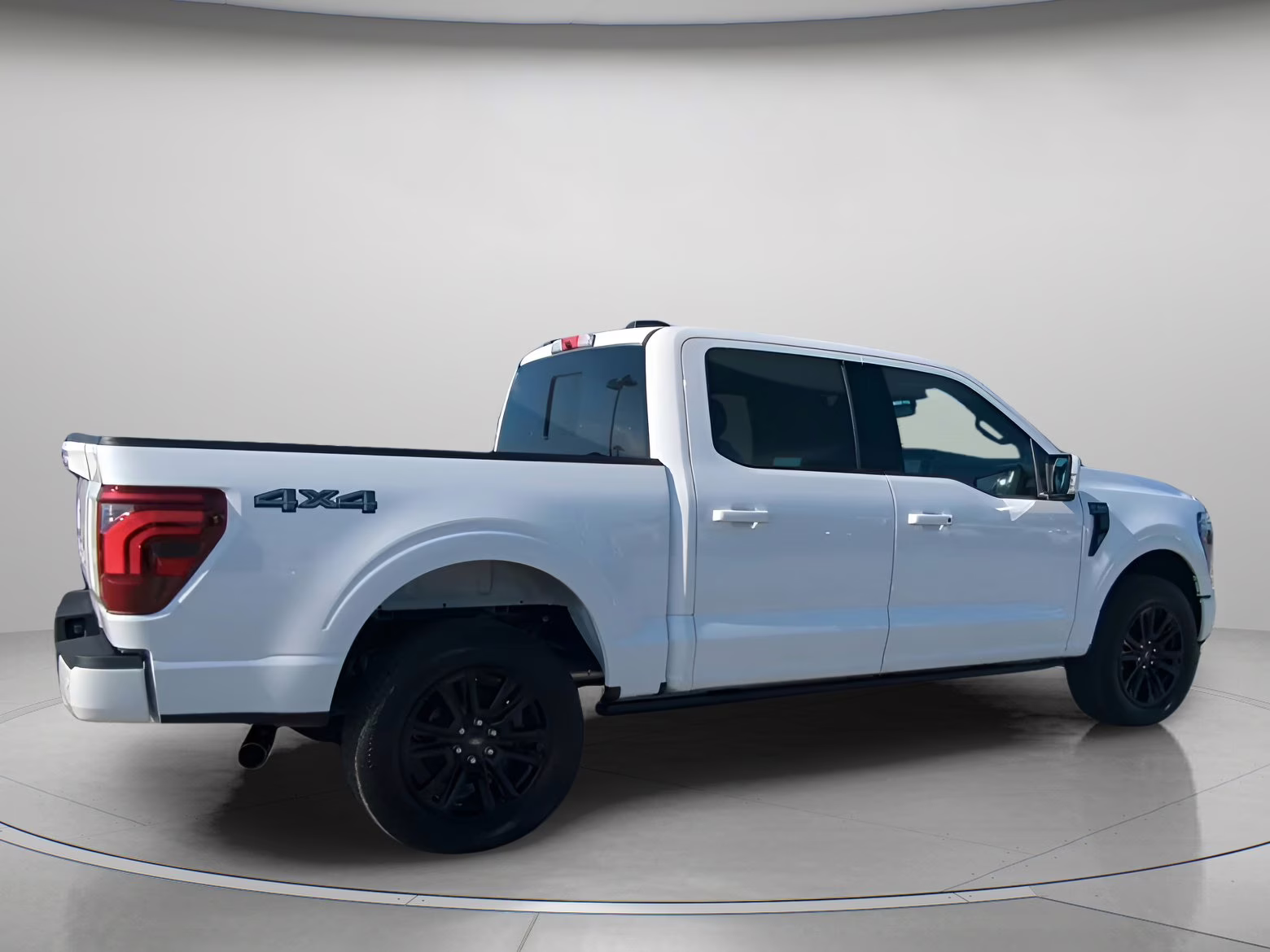 2026 Star White Metallic Tri-Coat Ford F-150 Platinum Crew Cab Pickup 4X4 Truck